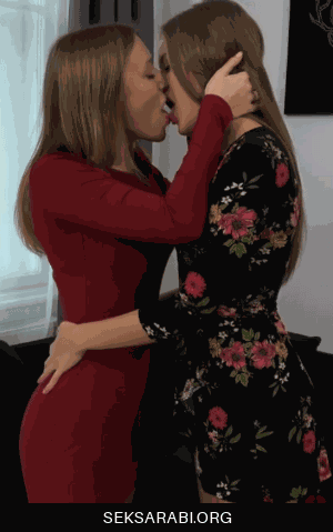 بوس بنات مثلية