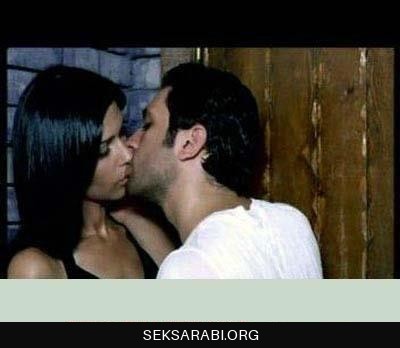 قبلات ساخنة سكسية مثيرة